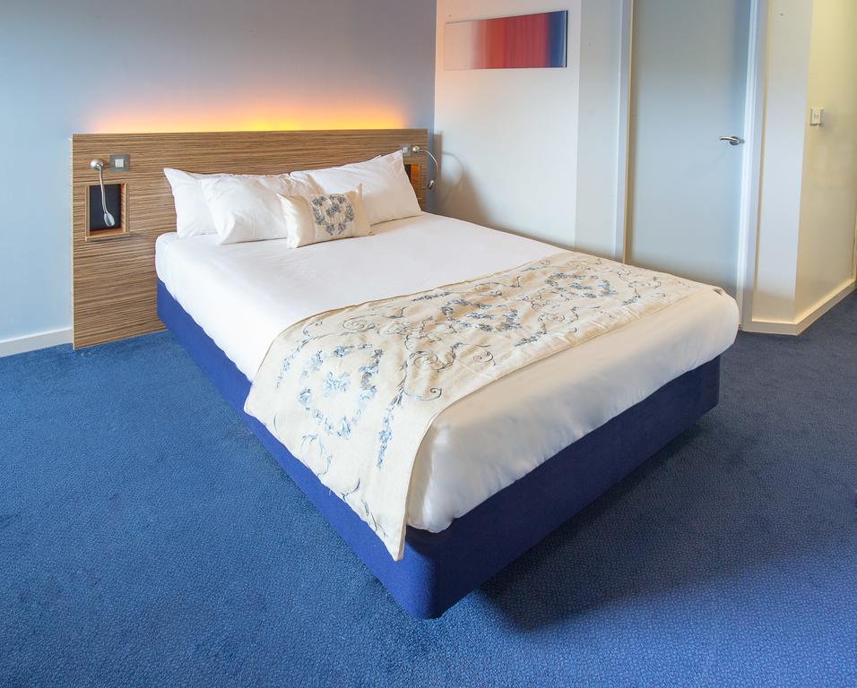 Redwings Lodge Wolverhampton Central Exteriör bild
