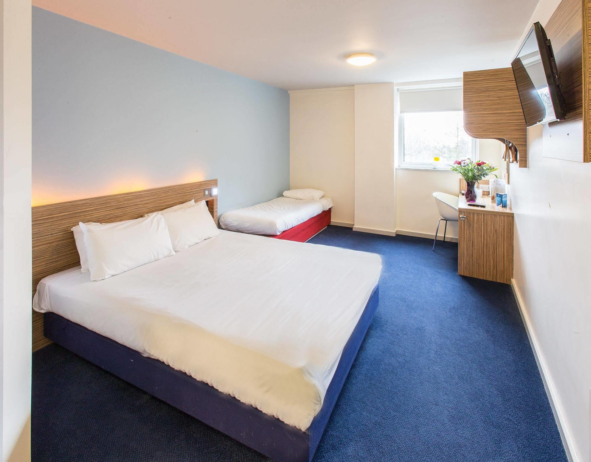 Redwings Lodge Wolverhampton Central Exteriör bild